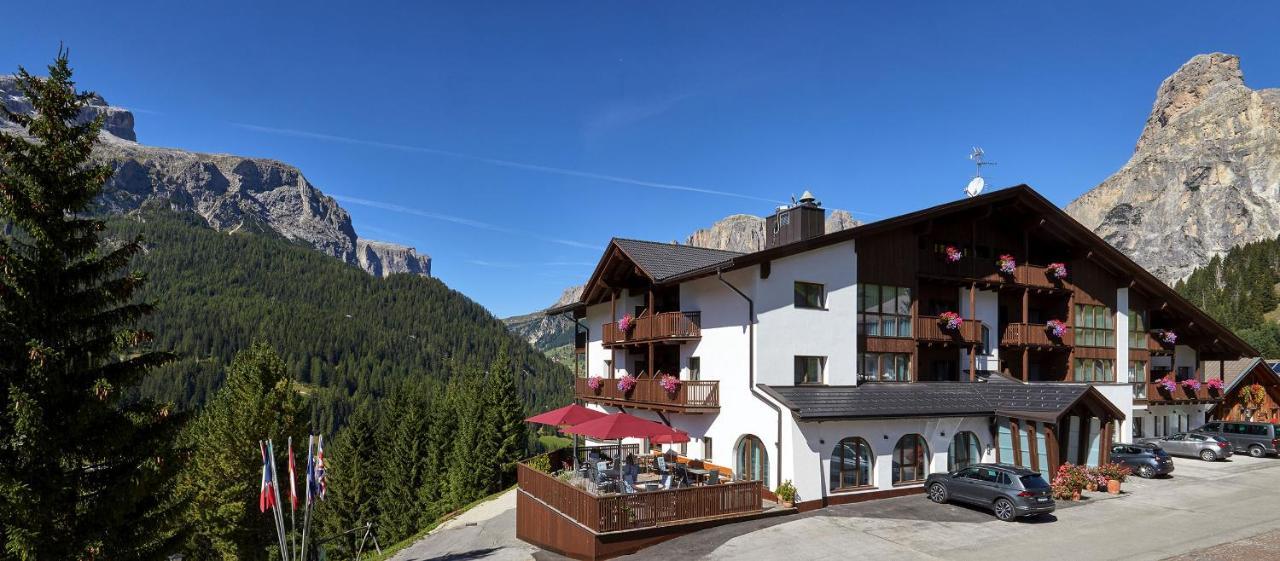 Sporthotel Panorama Corvara In Badia Luaran gambar
